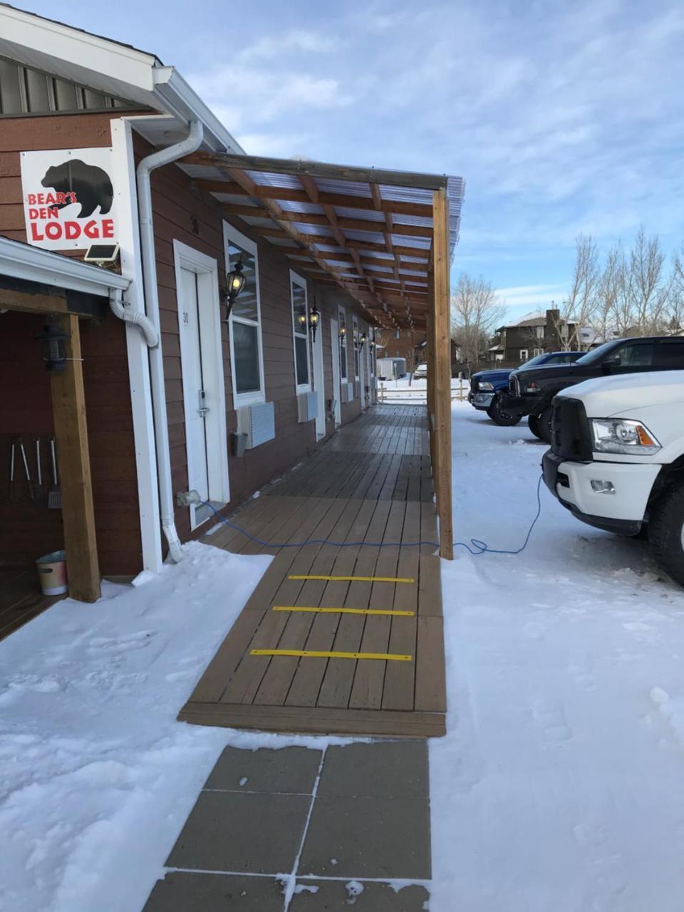 Bear'S Den Lodge Shaunavon Exteriér fotografie