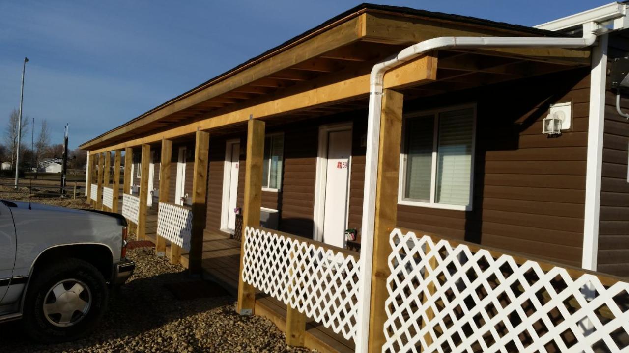 Bear'S Den Lodge Shaunavon Exteriér fotografie
